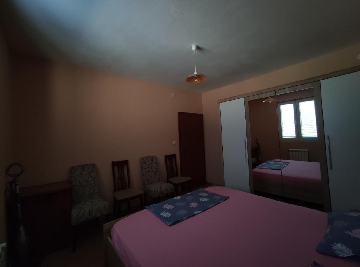 Apartman Bujkovic Sutvara Kotor Quarto foto